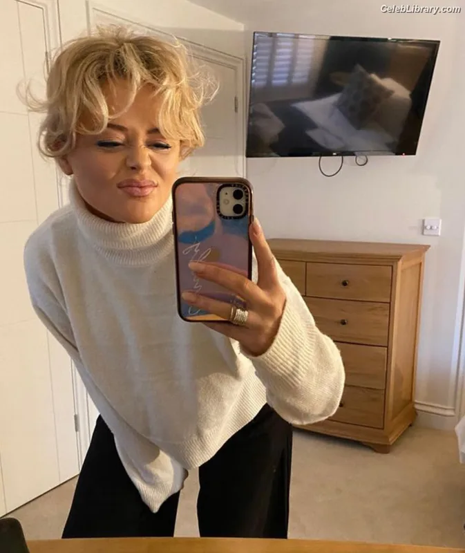 Emily Atack photo 1 of 578