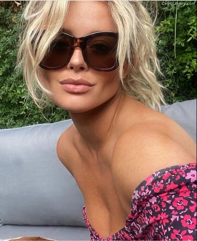 Emily Atack photo 6 of 578