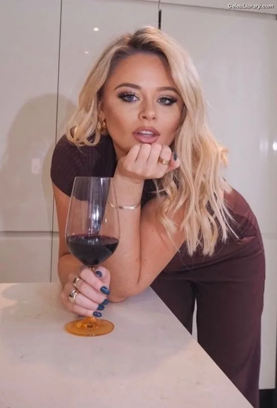 Emily Atack photo 15 of 578
