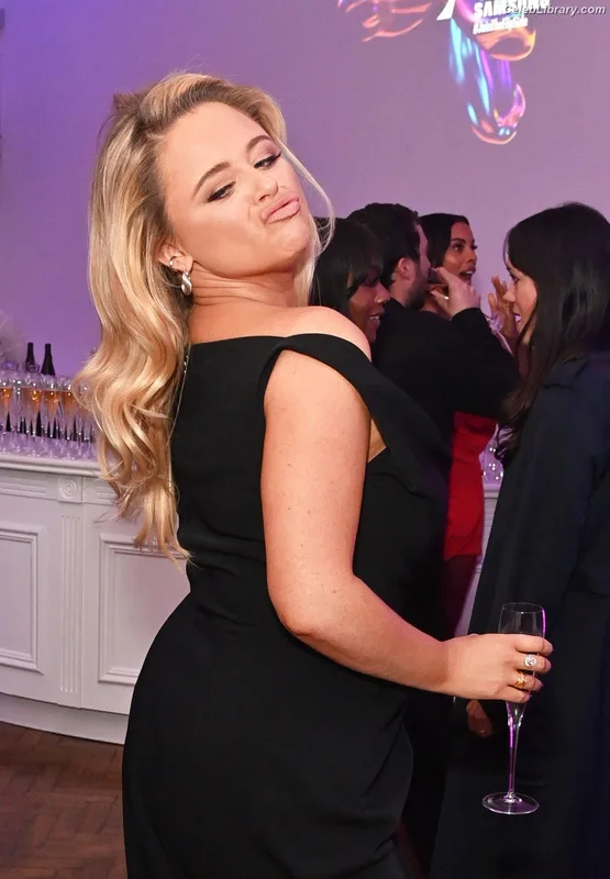 Emily Atack photo 6 of 578