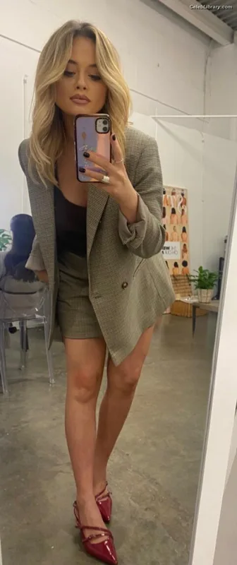 Emily Atack photo 9 of 578