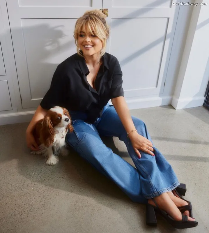 Emily Atack photo 11 of 578