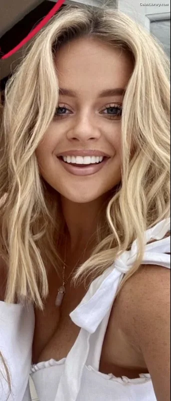 Emily Atack photo 8 of 578