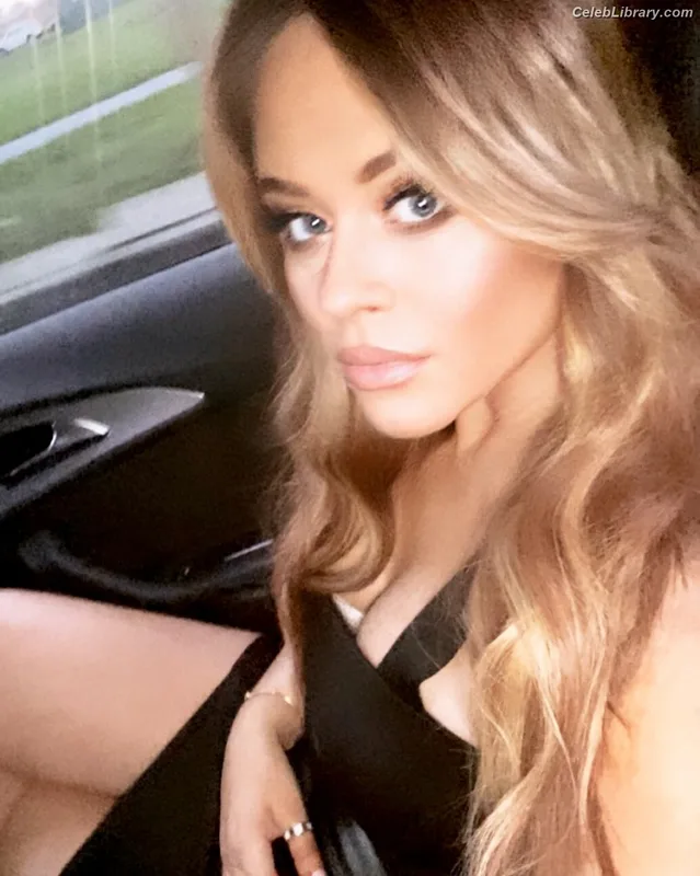 Emily Atack photo 11 of 578
