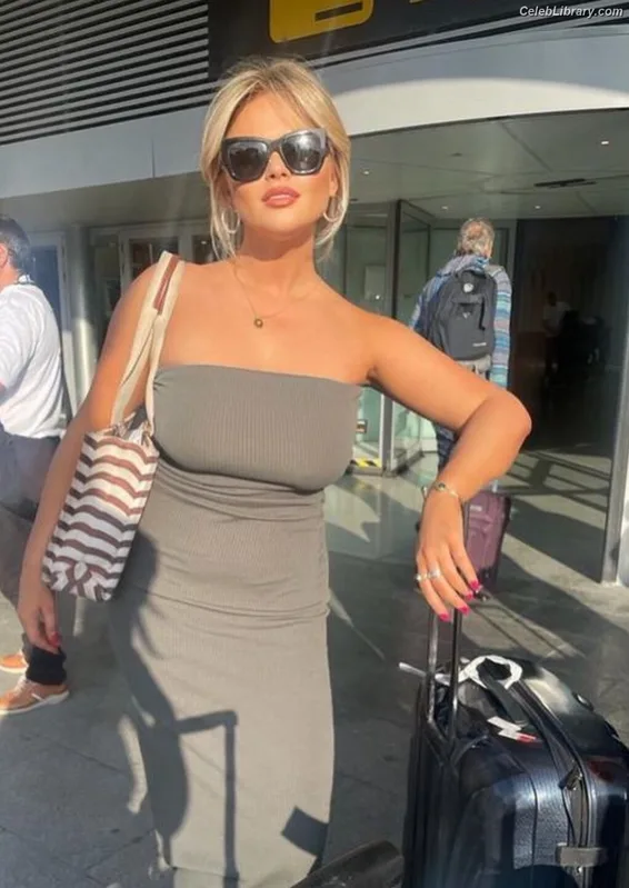 Emily Atack photo 3 of 578