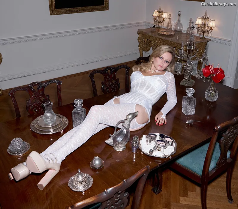 Emily Atack photo 7 of 578
