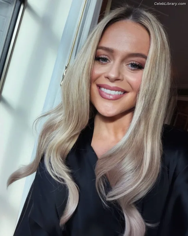 Emily Atack photo 13 of 578