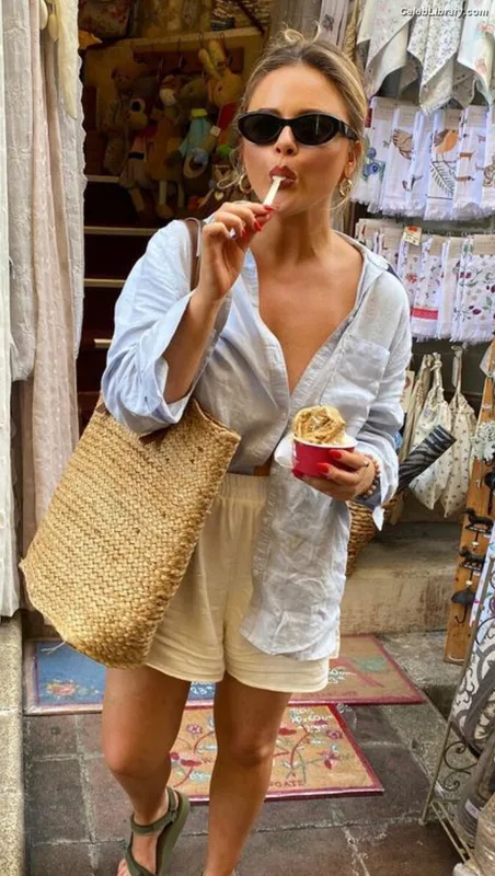 Emily Atack photo 9 of 578