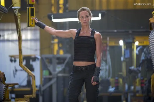Emily Blunt photo 1 of 322