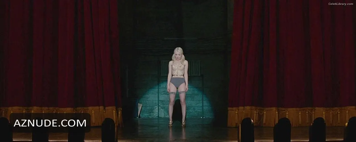 Emily Browning photo 5 of 102