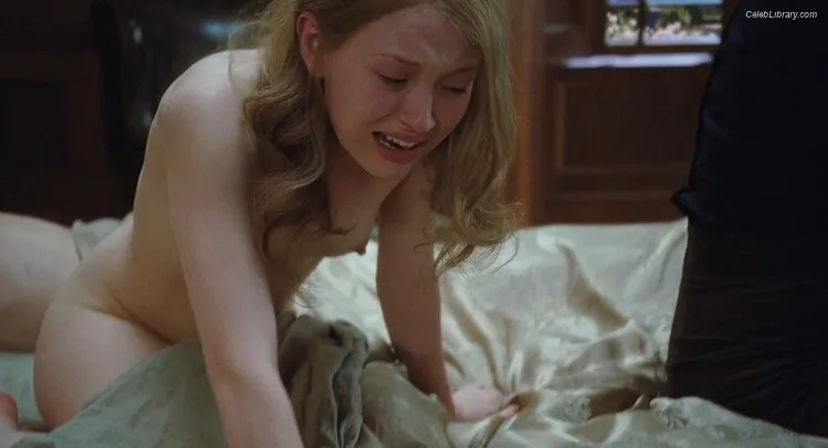 Emily Browning photo 9 of 103