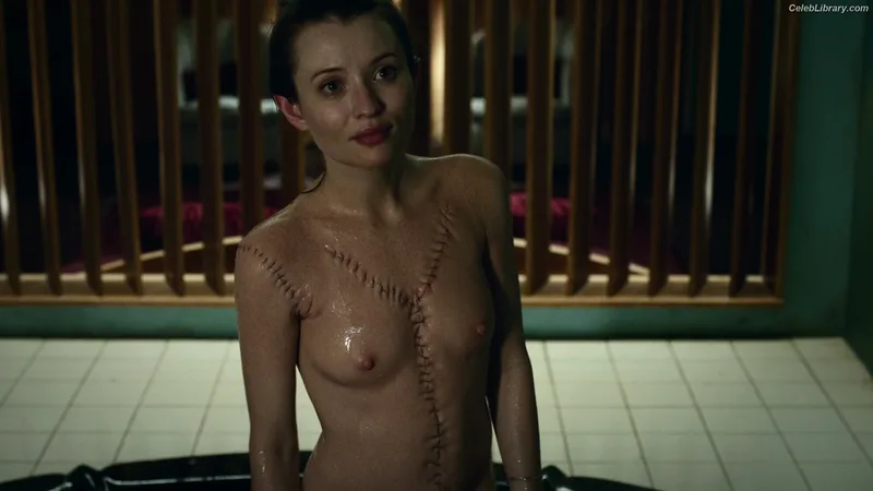 Emily Browning photo 7 of 103