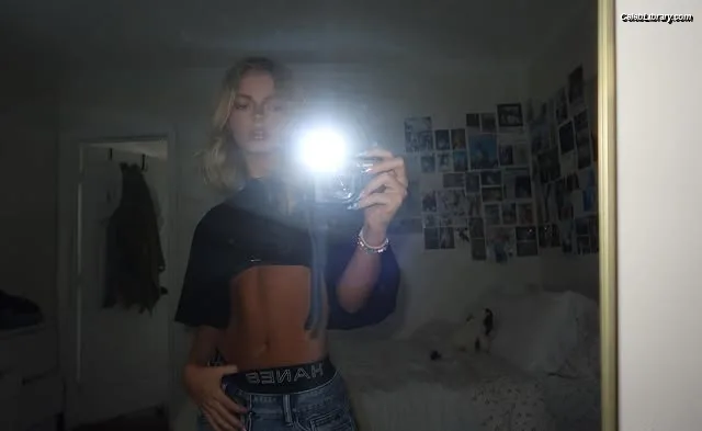 Emily Kelavos photo 17 of 96