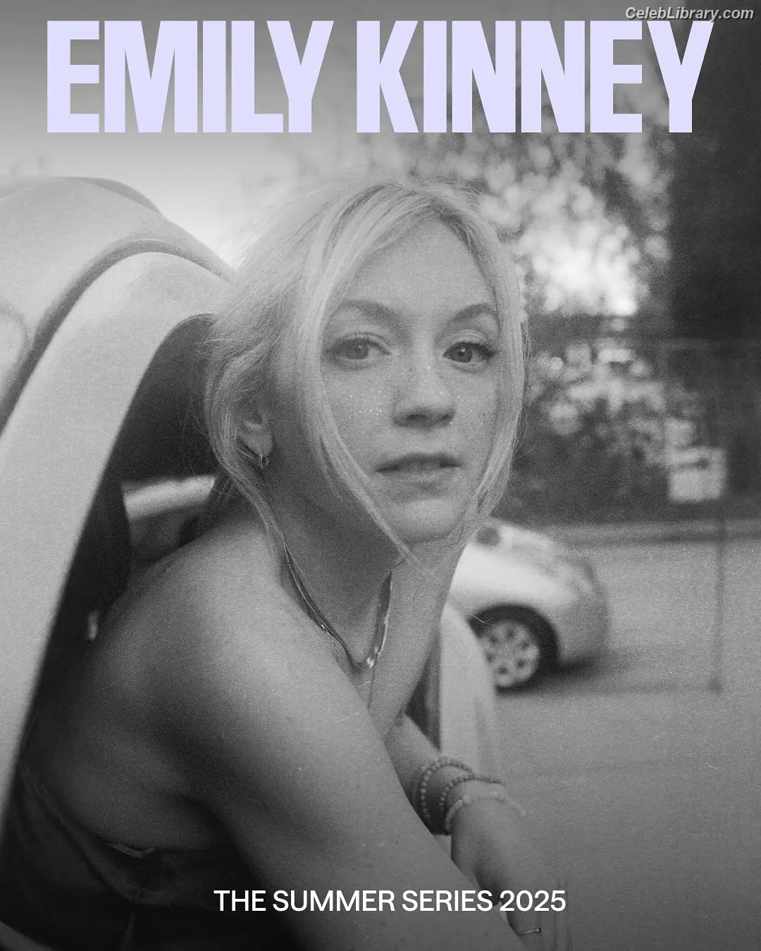 Emily Kinney photo 19 of 190