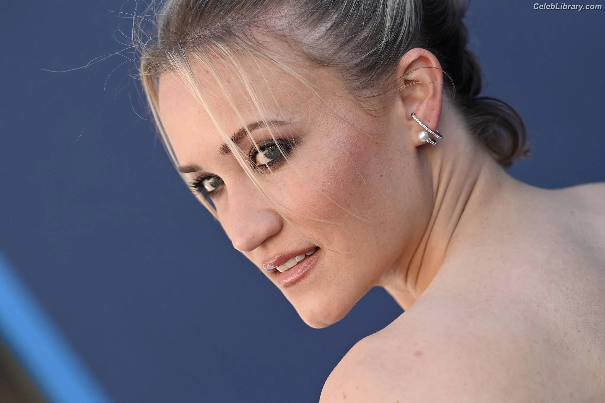Emily Osment photo 7 of 418