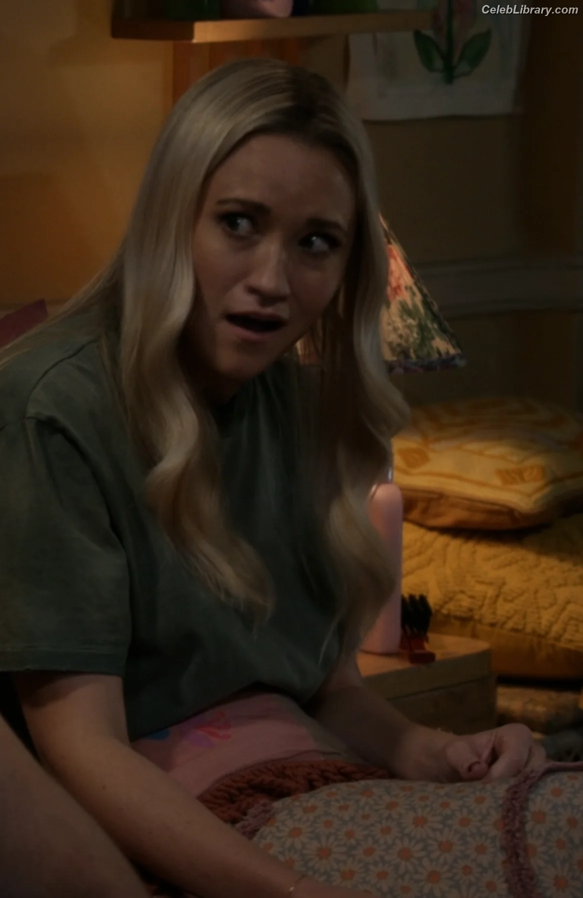 Emily Osment photo 7 of 418