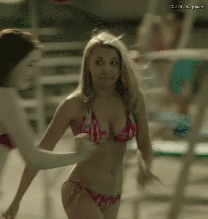 Emily Osment photo 13 of 419