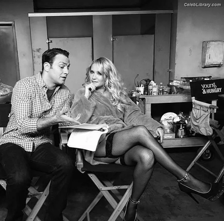 Emily Osment photo 15 of 419