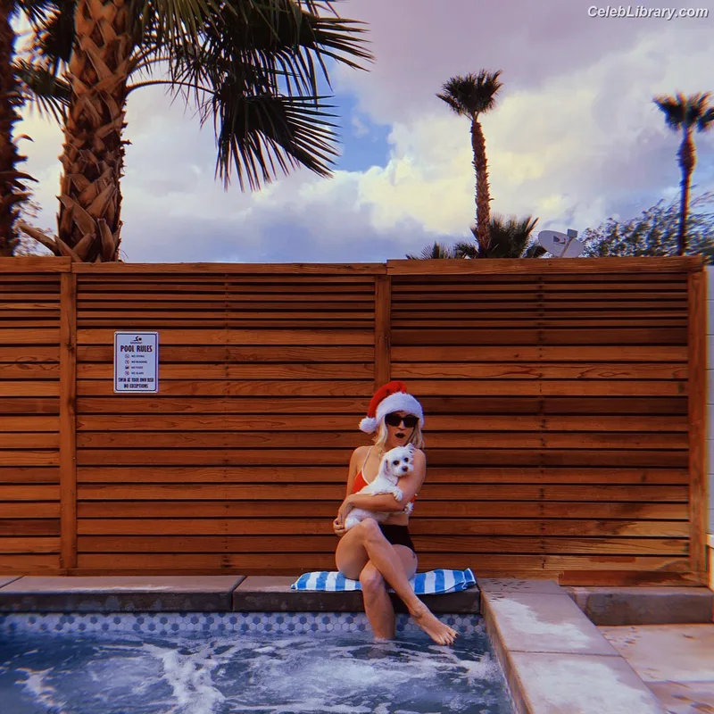 Emily Osment photo 12 of 419