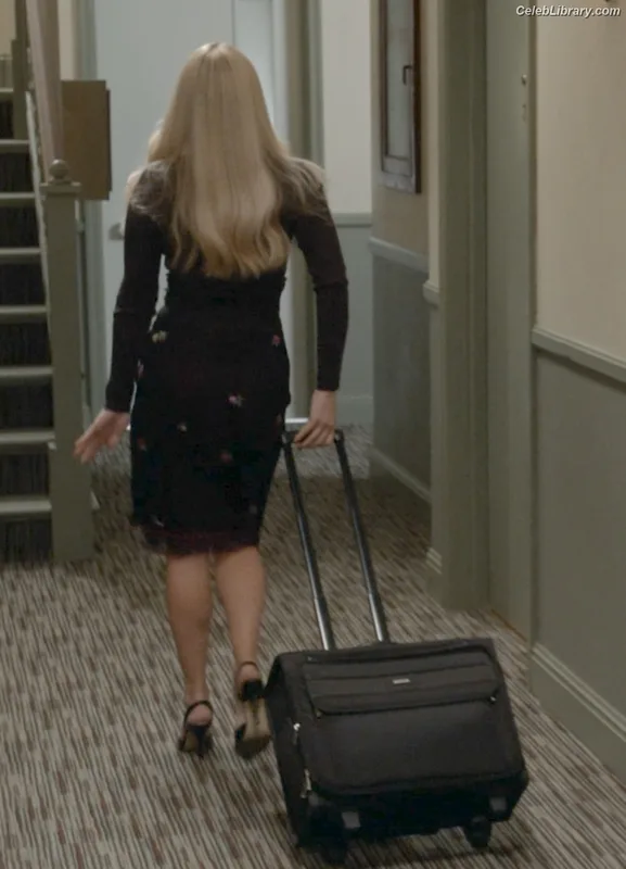 Emily Osment photo 2 of 419