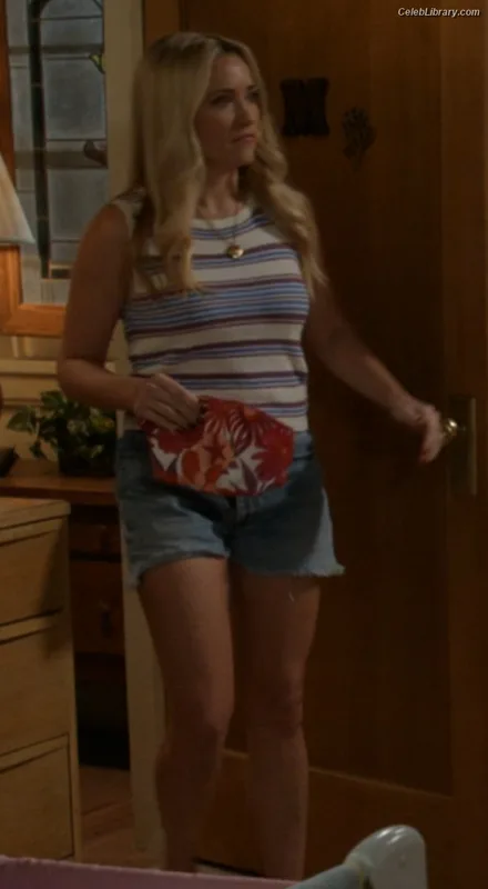 Emily Osment photo 19 of 419