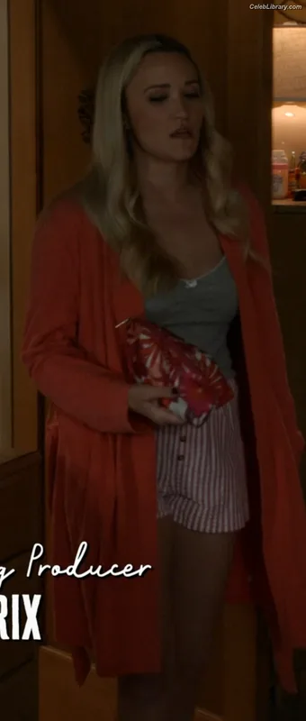 Emily Osment photo 1 of 419
