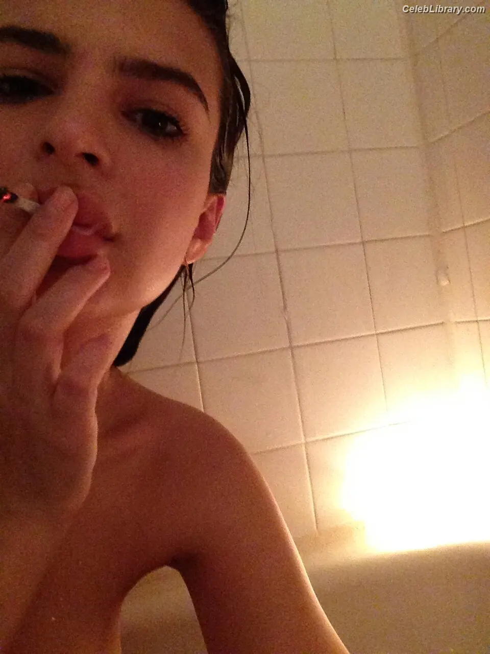 Emily Ratajkowski photo 3 of 3967
