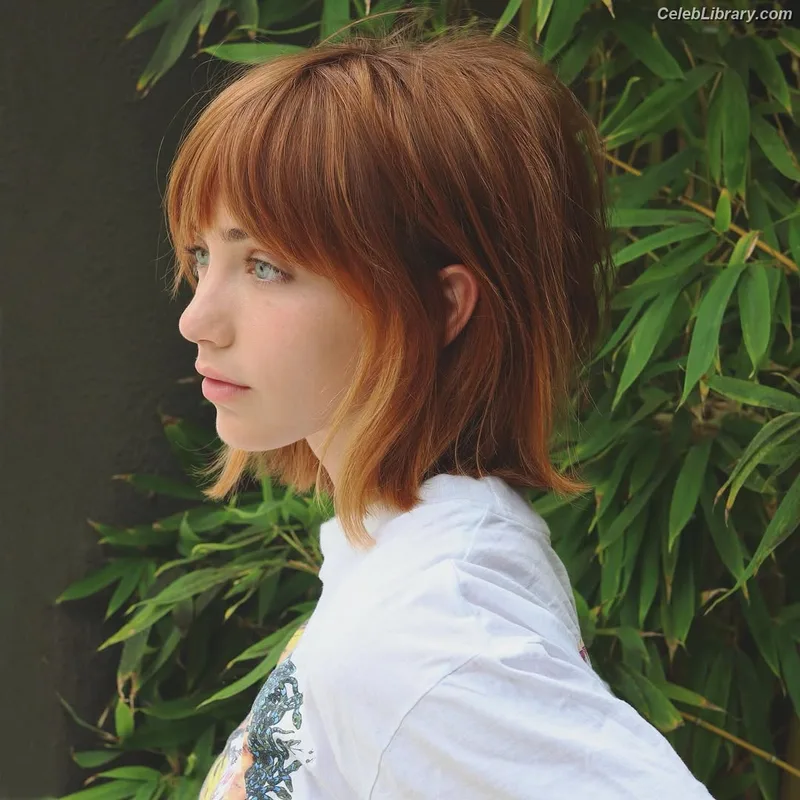 Emily Rudd photo 22 of 592