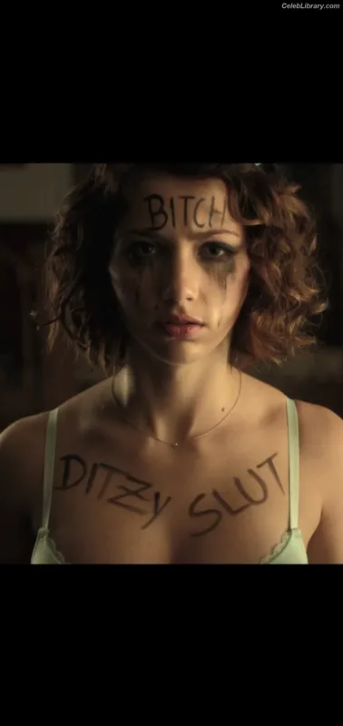 Emily Rudd photo 1 of 592
