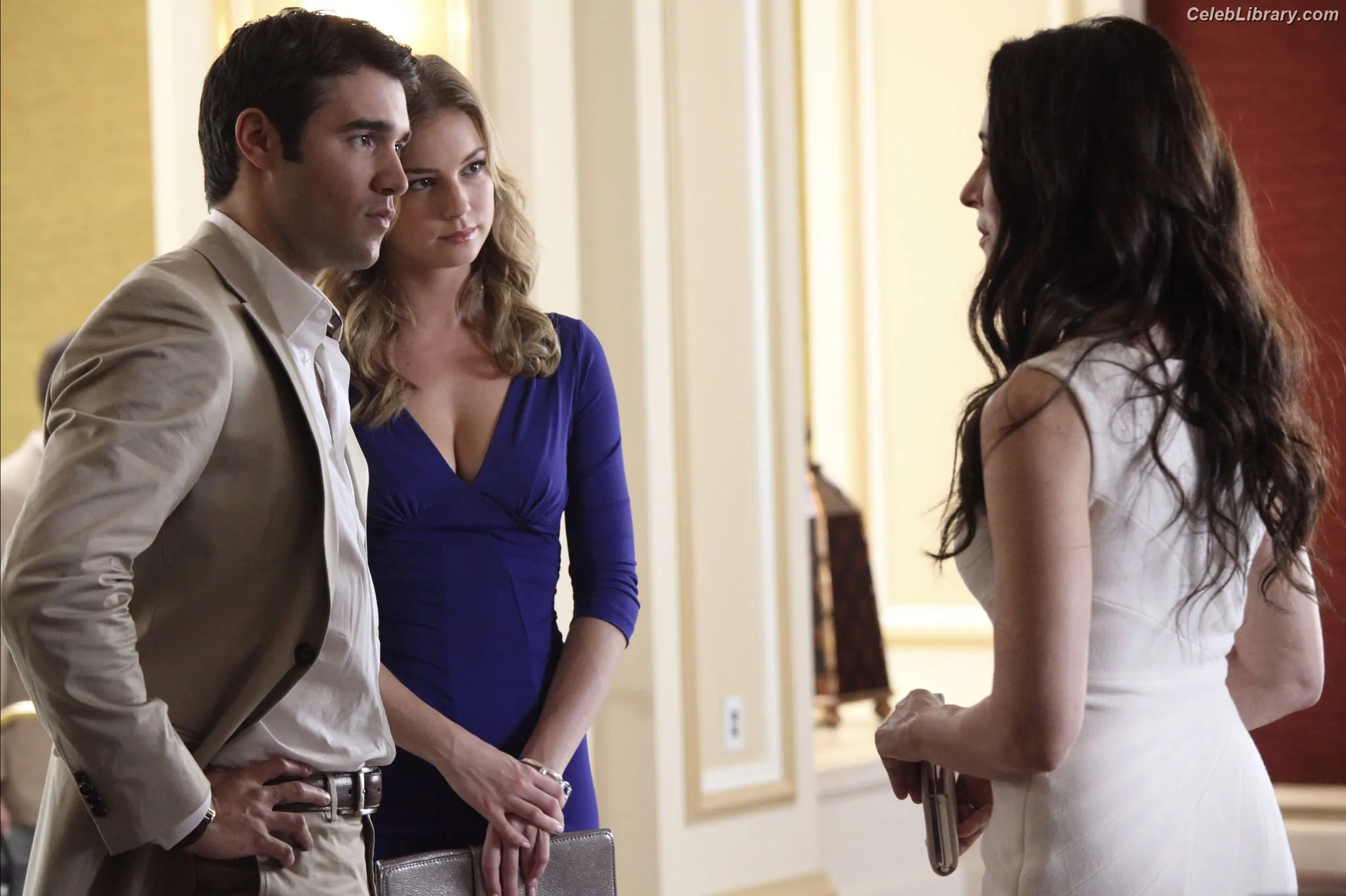 Emily VanCamp photo 13 of 157