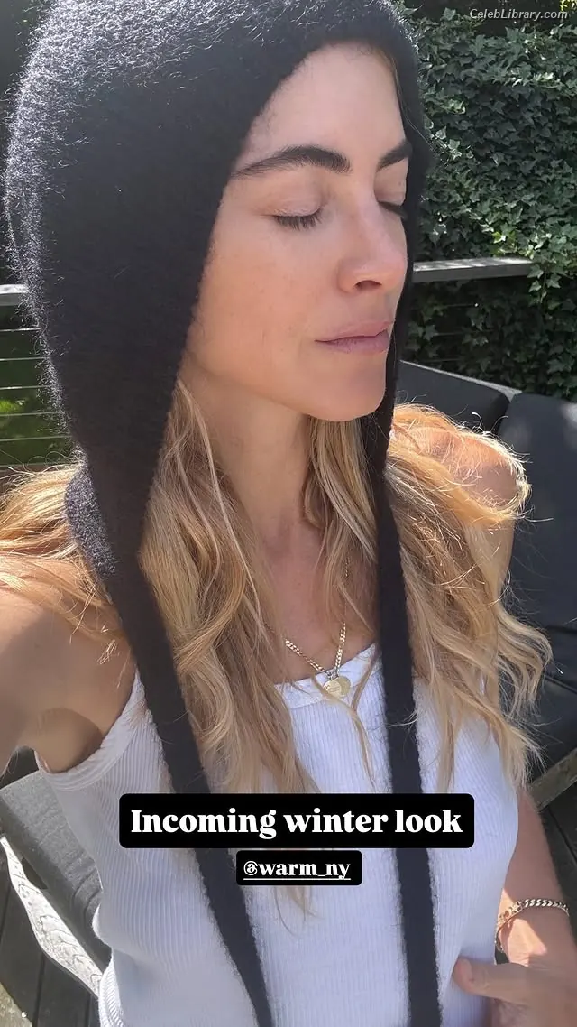 Emily Wickersham photo 21 of 199