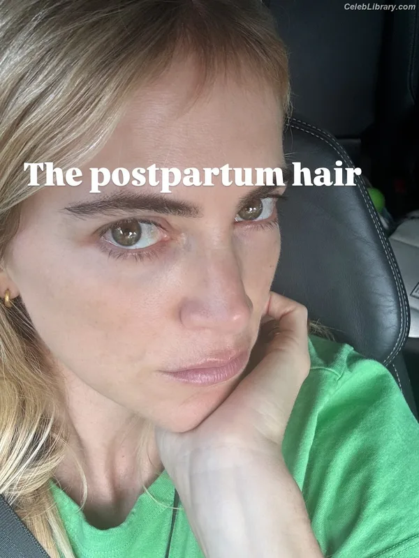 Emily Wickersham photo 18 of 200