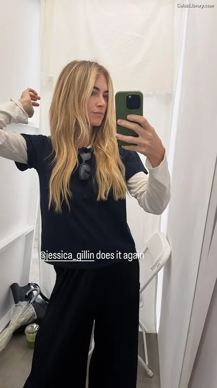 Emily Wickersham photo 24 of 200