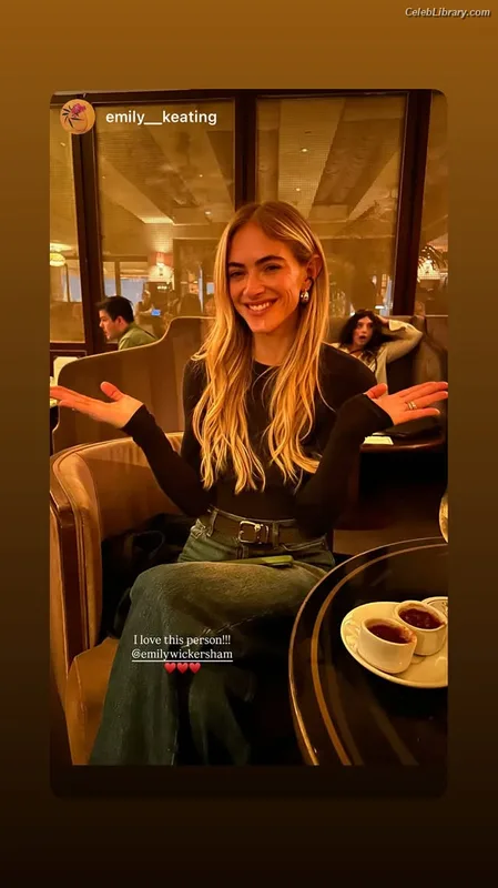 Emily Wickersham photo 10 of 200