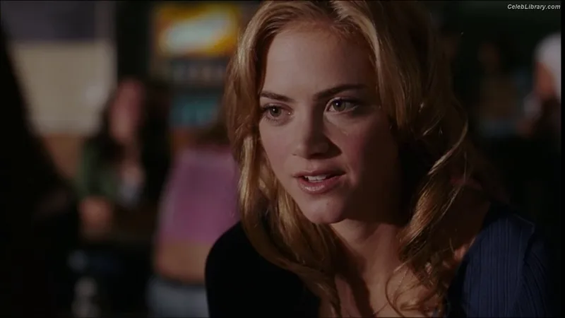 Emily Wickersham photo 3 of 200