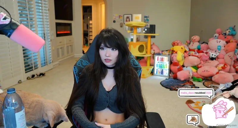 Emiru photo 20 of 4918