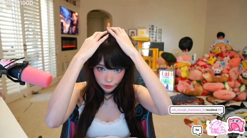 Emiru photo 11 of 4918