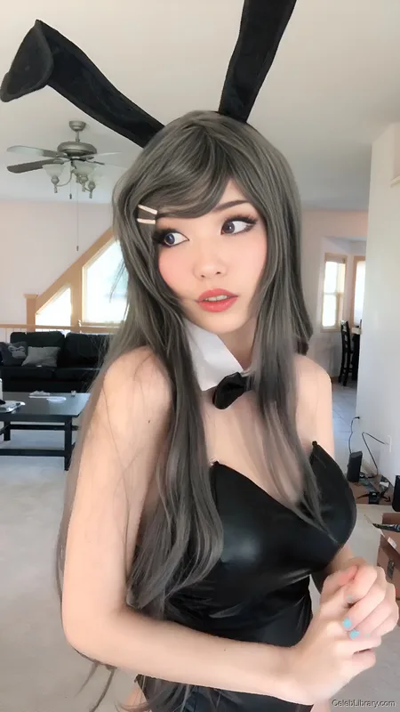 Emiru photo 4 of 4918
