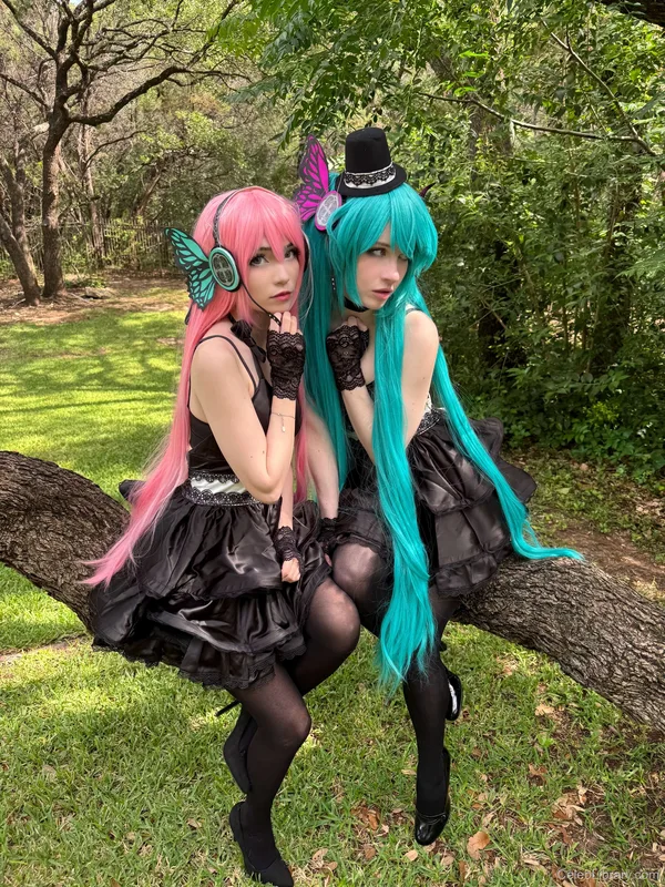 Emiru photo 10 of 4918