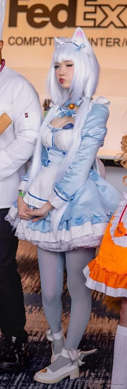 Emiru photo 1 of 4918