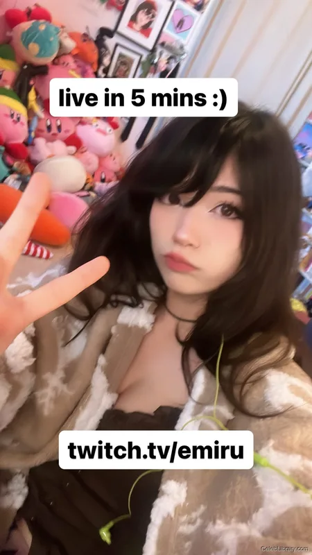 Emiru photo 3 of 4918
