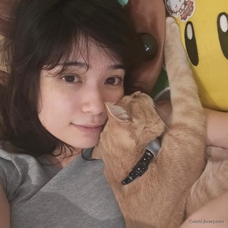 Emiru photo 13 of 4918
