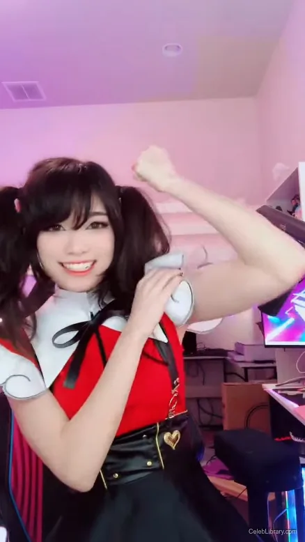 Emiru photo 24 of 4918
