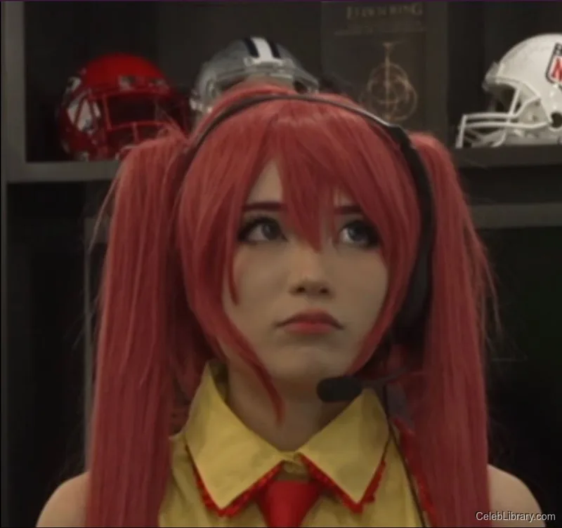 Emiru photo 14 of 4918