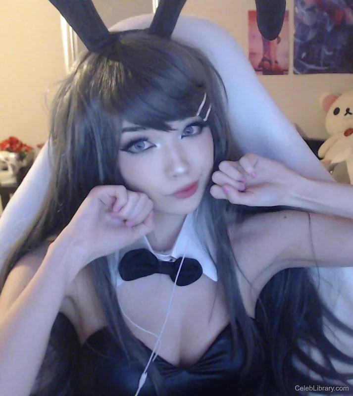 Emiru photo 12 of 4918