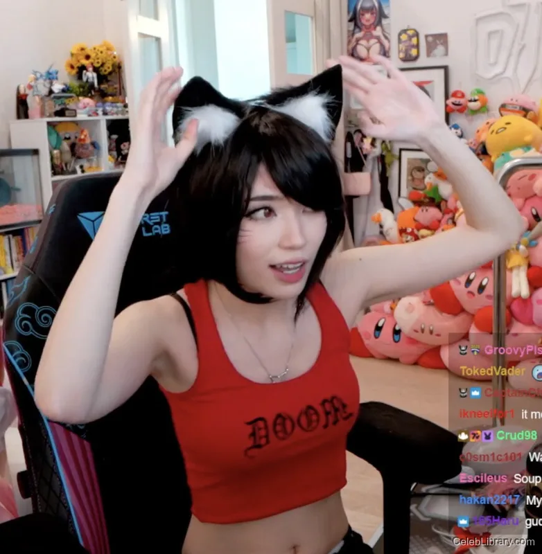 Emiru photo 22 of 4918