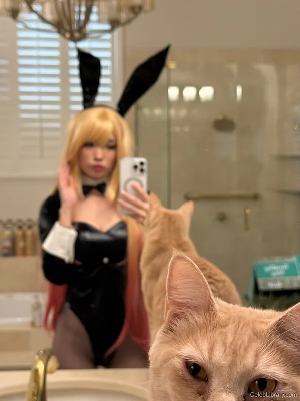 Emiru photo 24 of 4918