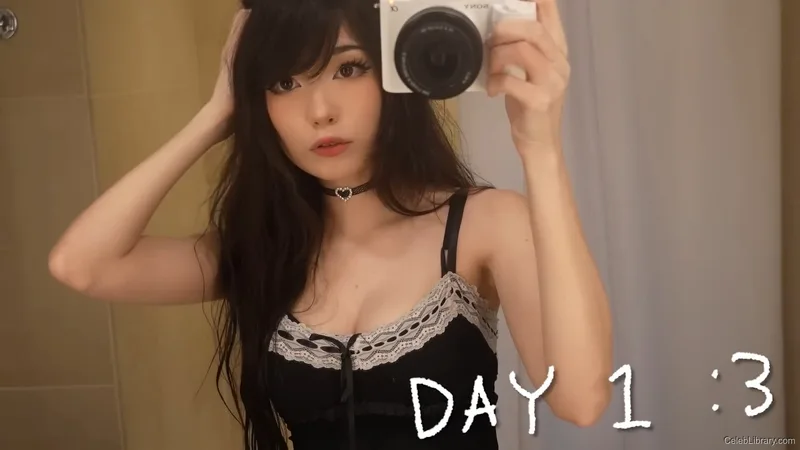 Emiru photo 23 of 4918