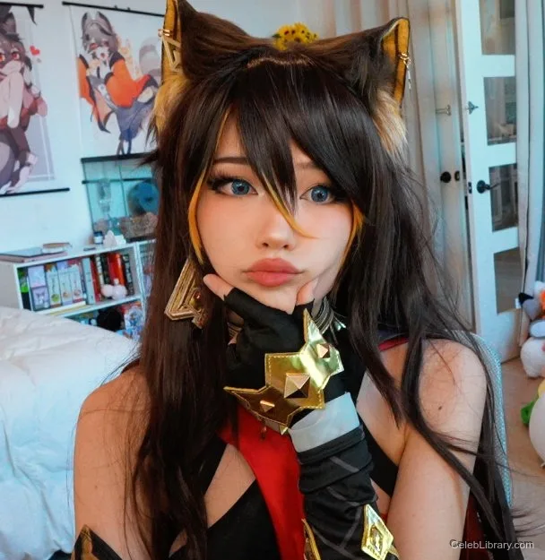 Emiru photo 6 of 4918