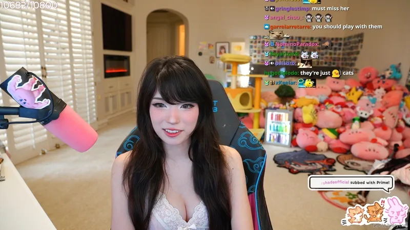 Emiru photo 20 of 4918
